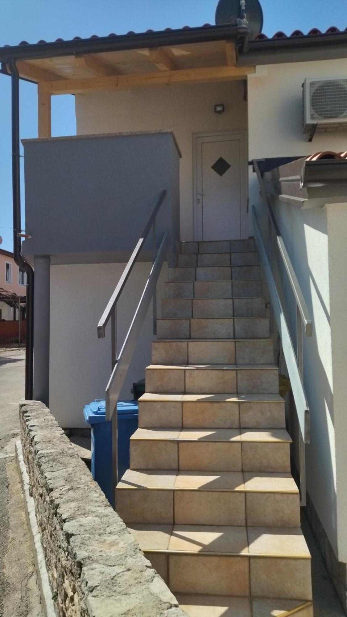 Apartment Uki Premantura Exterior photo
